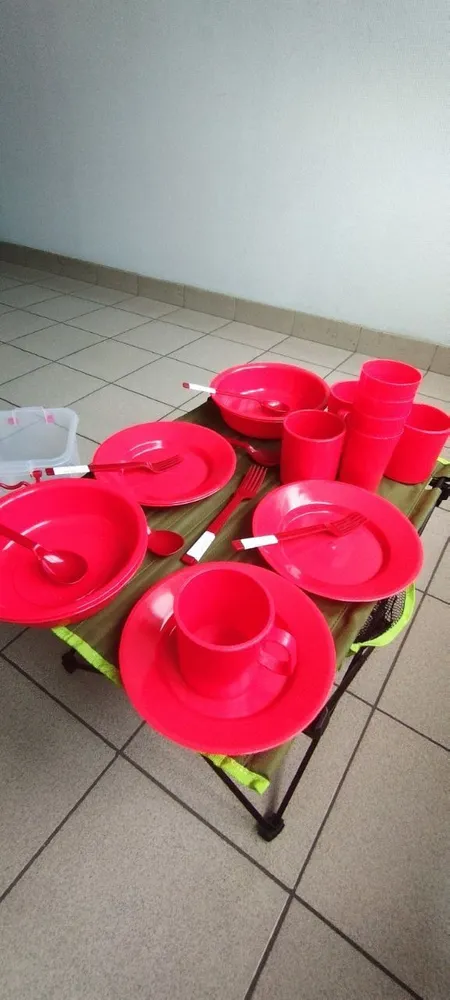 Набор посуды для 4х персон ПЛАСТИК