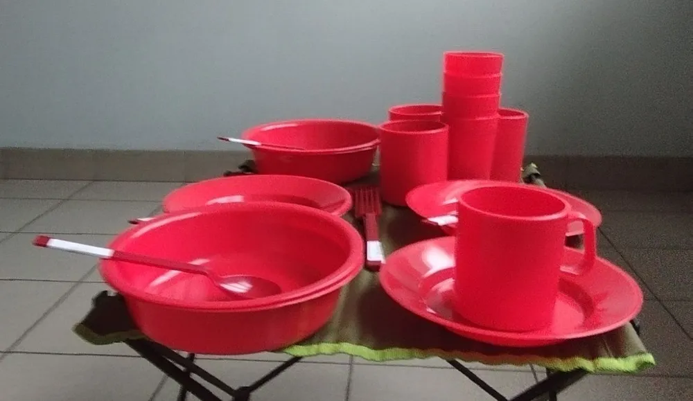 Набор посуды для 4х персон ПЛАСТИК